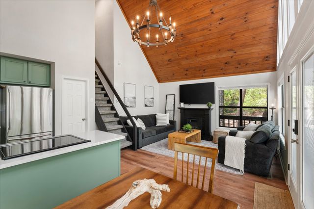 103 E Barker Creek Drive, Scroggins, TX 75480