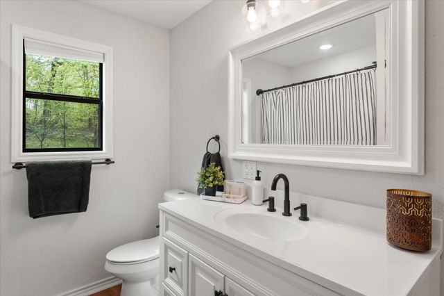 103 E Barker Creek Drive, Scroggins, TX 75480