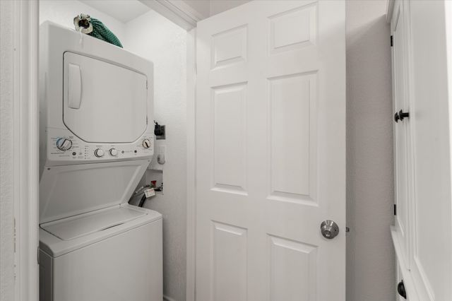 103 E Barker Creek Drive, Scroggins, TX 75480