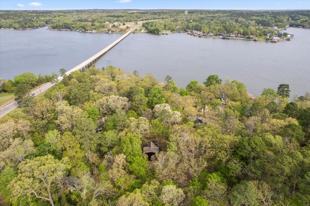 103 E Barker Creek Drive, Scroggins, TX 75480