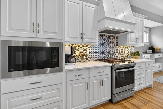 12000 W 184th Street, Overland Park, KS 66013
