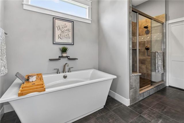 12000 W 184th Street, Overland Park, KS 66013