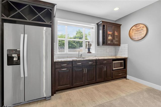 12000 W 184th Street, Overland Park, KS 66013