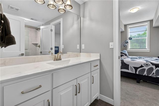 12000 W 184th Street, Overland Park, KS 66013