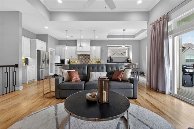 12000 W 184th Street, Overland Park, KS 66013