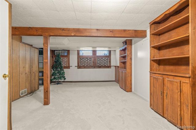 22705 Cranbrooke Drive, Novi, MI 48375