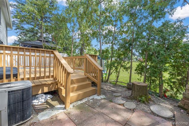 22705 Cranbrooke Drive, Novi, MI 48375