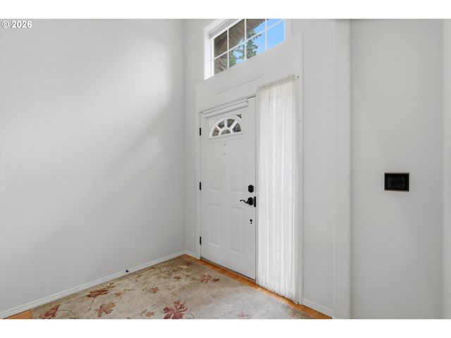 16867 WIGHT Ln, Lake Oswego, OR 97035