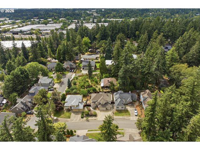 16867 WIGHT Ln, Lake Oswego, OR 97035