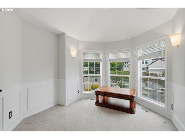16867 WIGHT Ln, Lake Oswego, OR 97035