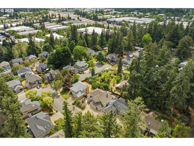 16867 WIGHT Ln, Lake Oswego, OR 97035