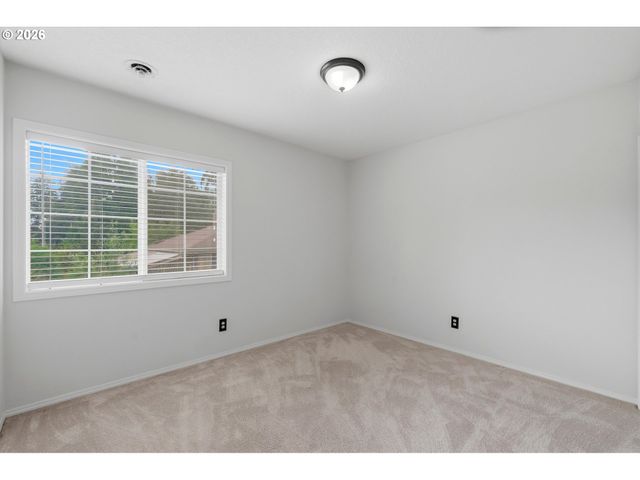 16867 WIGHT Ln, Lake Oswego, OR 97035