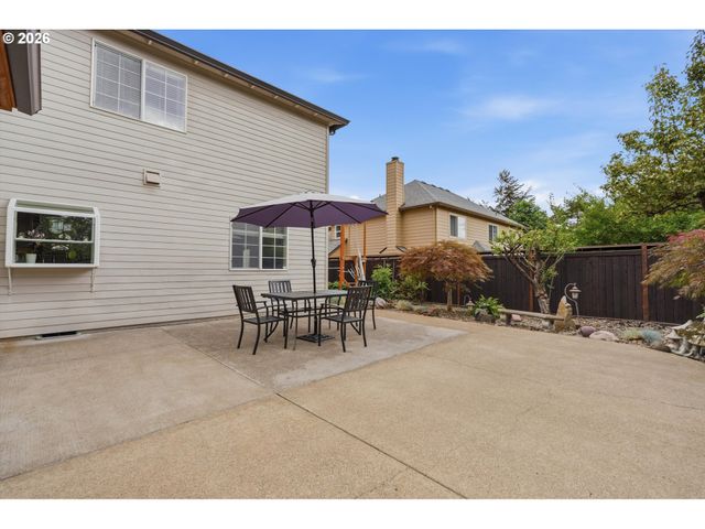 16867 WIGHT Ln, Lake Oswego, OR 97035
