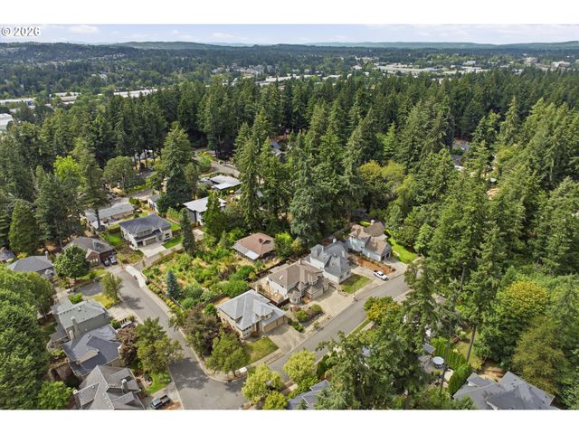 16867 WIGHT Ln, Lake Oswego, OR 97035