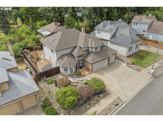 16867 WIGHT Ln, Lake Oswego, OR 97035
