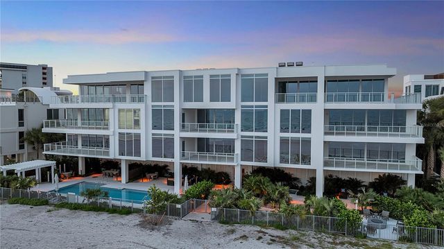 70 AVENIDA VENECCIA 204, Sarasota, FL 34242