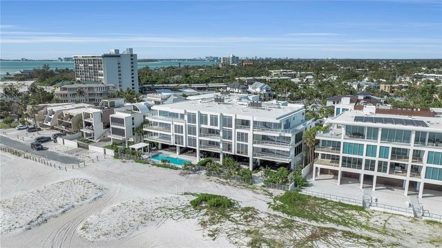 70 AVENIDA VENECCIA 204, Sarasota, FL 34242