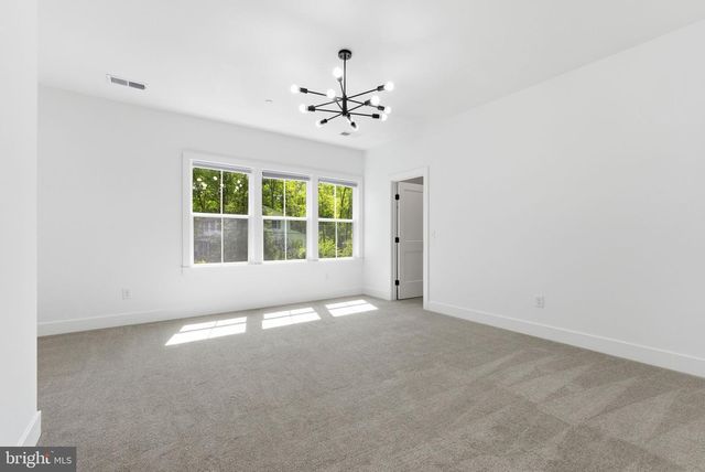 916 WATERVIEW DR, Crownsville, MD 21032