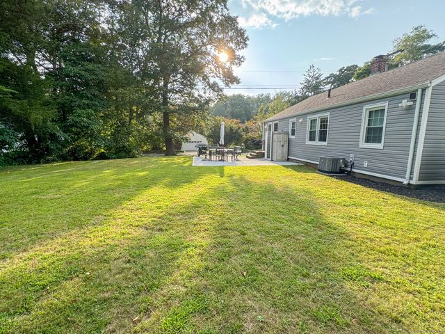 66 Nehantic Drive, East Lyme, CT 06357
