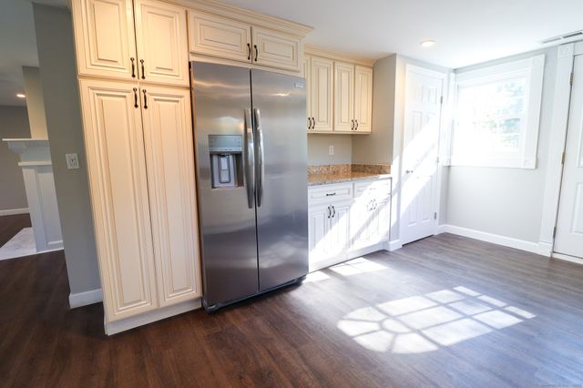 66 Nehantic Drive, East Lyme, CT 06357