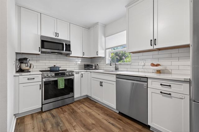 6410 14TH STREET N, St Petersburg, FL 33702