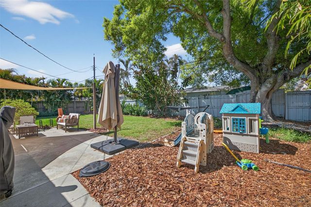 6410 14TH STREET N, St Petersburg, FL 33702