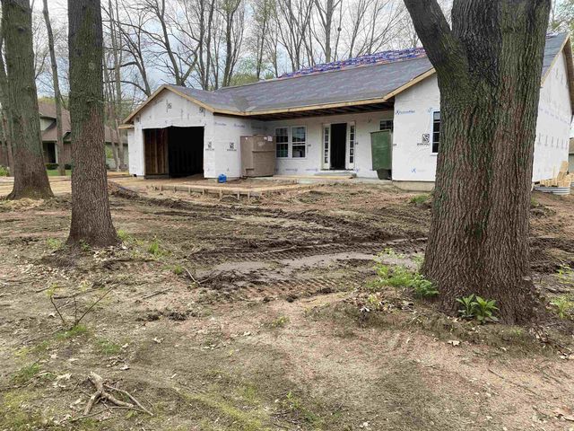 62333 Barron Court, South Bend, IN 46614