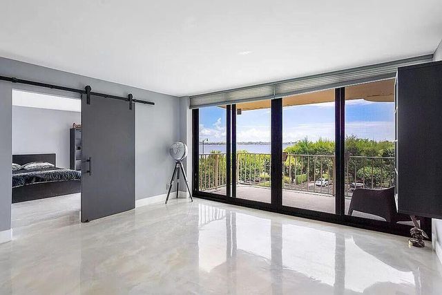 3200 S Ocean Boulevard C303, Palm Beach, FL 33480