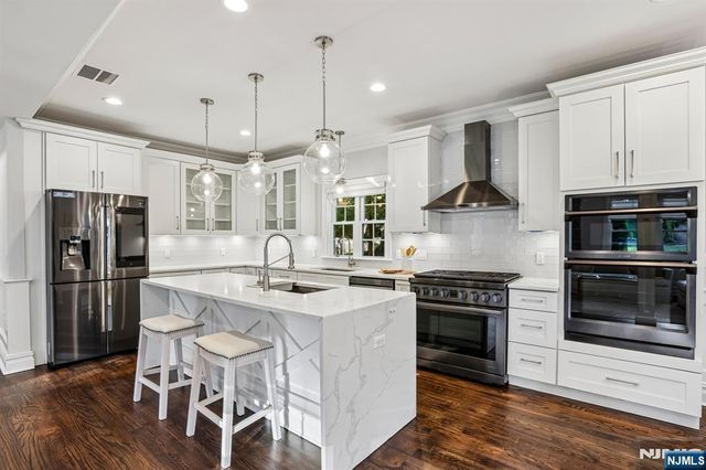 649 Westbrook Road, Ridgewood, NJ 07450
