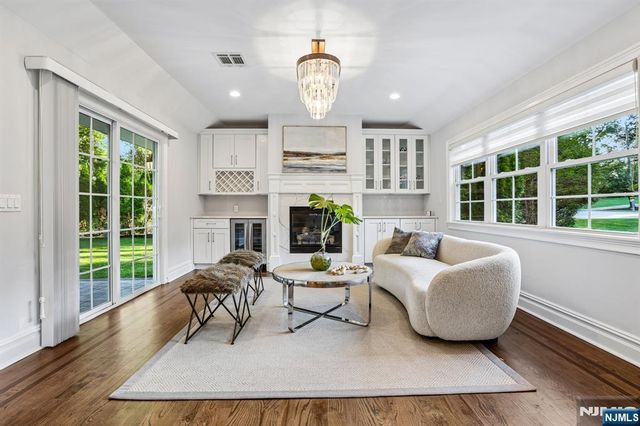 649 Westbrook Road, Ridgewood, NJ 07450
