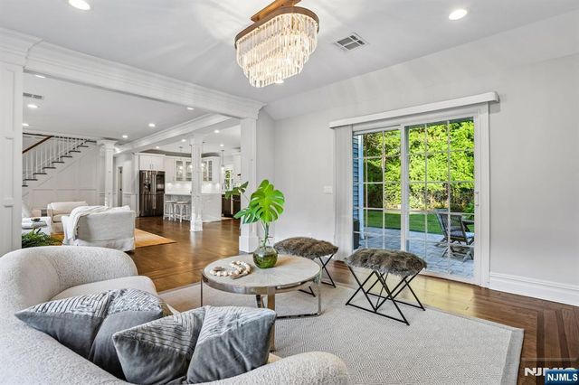 649 Westbrook Road, Ridgewood, NJ 07450