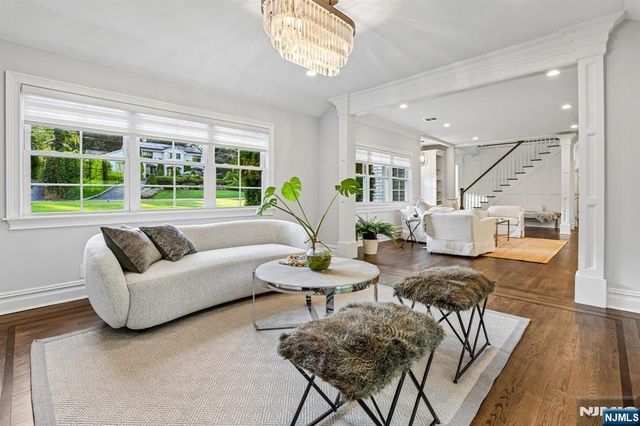 649 Westbrook Road, Ridgewood, NJ 07450