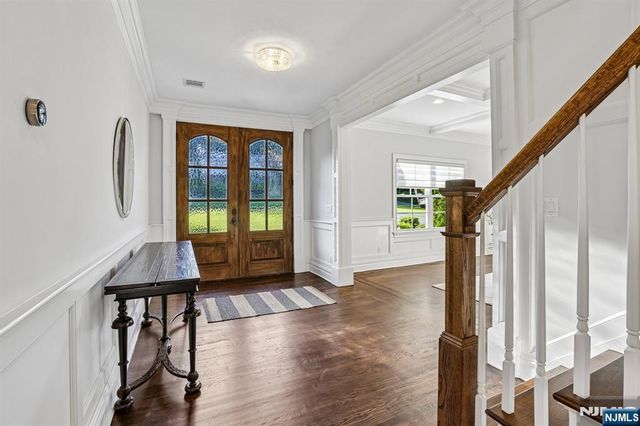 649 Westbrook Road, Ridgewood, NJ 07450