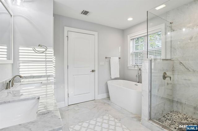 649 Westbrook Road, Ridgewood, NJ 07450