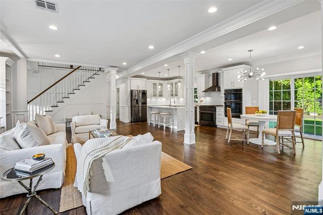 649 Westbrook Road, Ridgewood, NJ 07450