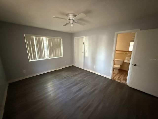 1423 NW 6TH AVENUE, Gainesville, FL 32603