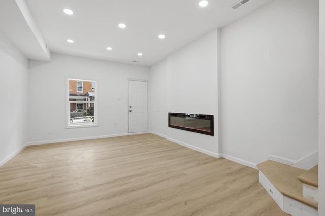 744 BARTLETT AVE, Baltimore, MD 21218