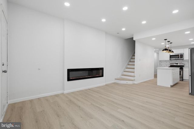 744 BARTLETT AVE, Baltimore, MD 21218