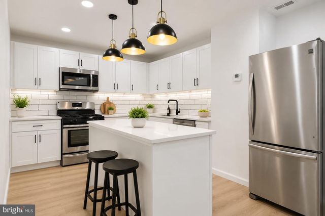 744 BARTLETT AVE, Baltimore, MD 21218