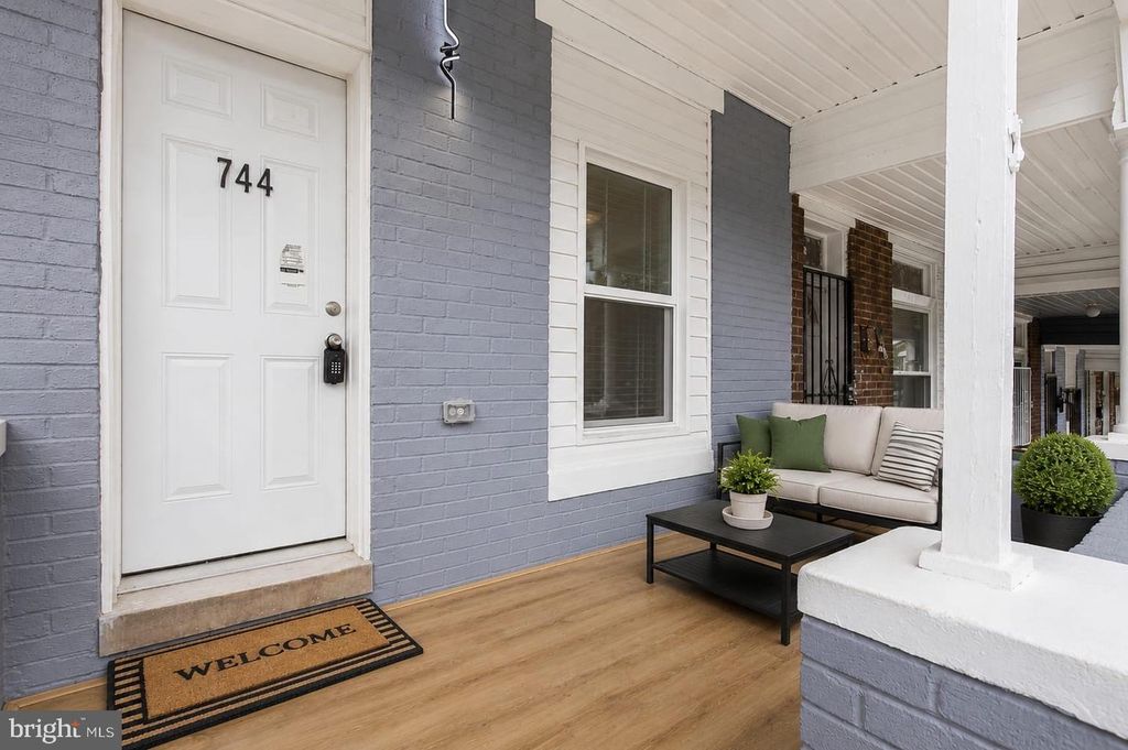 744 BARTLETT AVE, Baltimore, MD 21218