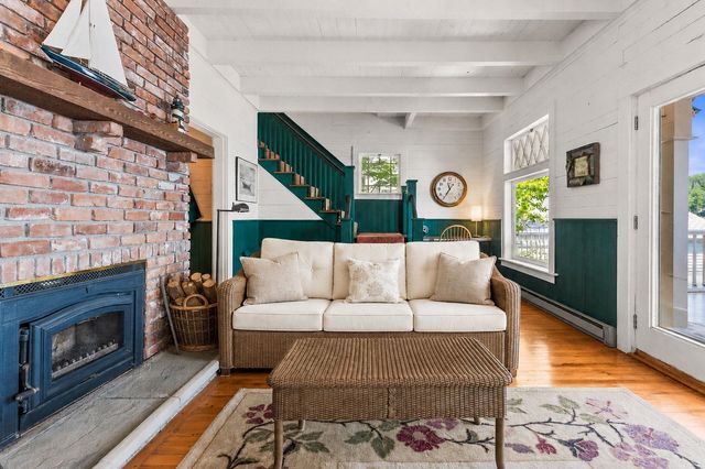 149 Lake Avenue, Sunapee, NH 03782