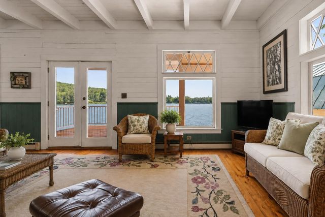 149 Lake Avenue, Sunapee, NH 03782