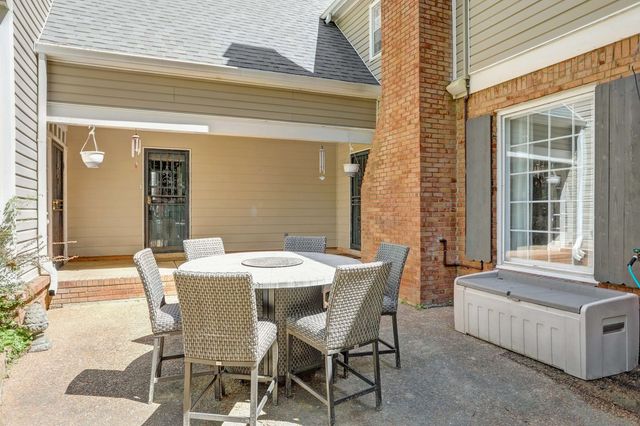 2467 TURPINS GLEN DR, Germantown, TN 38138