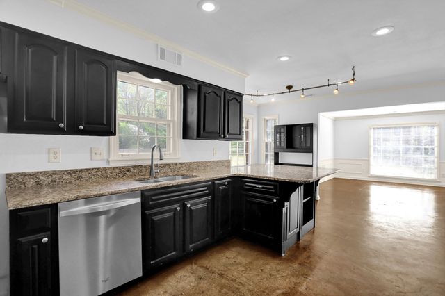 2467 TURPINS GLEN DR, Germantown, TN 38138
