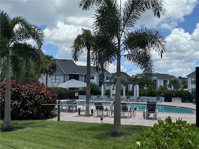 13631 Eagle Ridge DR 226, Fort Myers, FL 33912