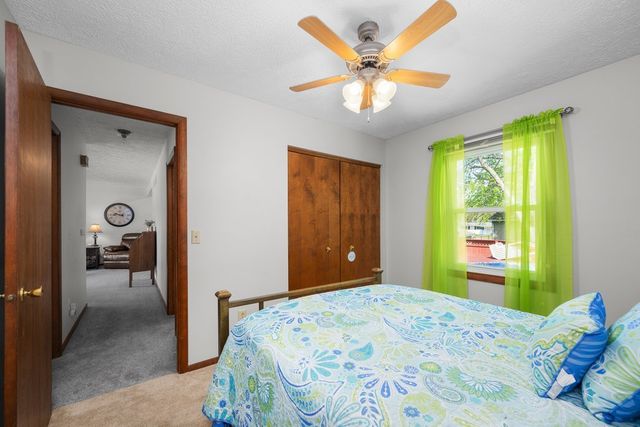 509 N 6th Street, Eldridge, IA 52748
