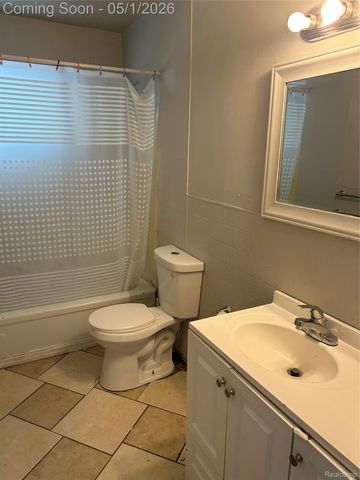 805 Kettering Avenue, Pontiac, MI 48340