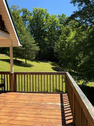77 Dawn Drive, Wellington, KY 40387