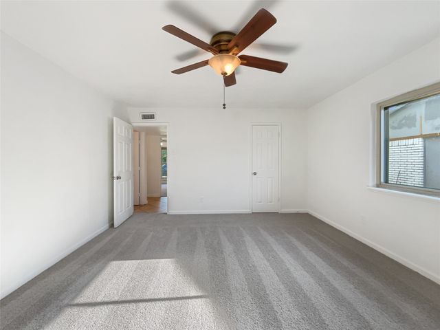 2018 Stockton Trail, Grand Prairie, TX 75052