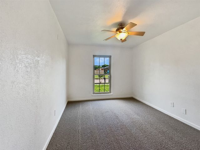 2018 Stockton Trail, Grand Prairie, TX 75052